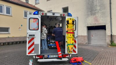 Foto des Albums: Besuch Rettungswagen