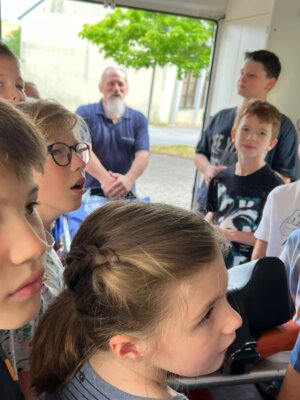 Foto des Albums: Besuch Rettungswagen