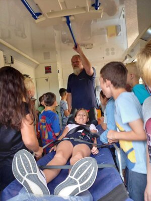 Foto des Albums: Besuch Rettungswagen