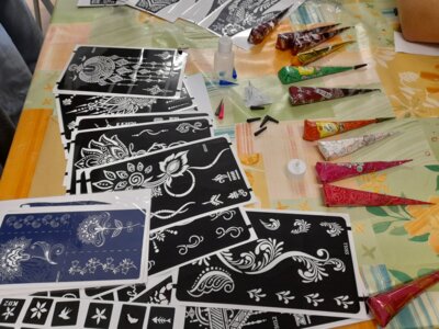 Foto des Albums: Impressionen vom Henna-Tattoo Workshop
