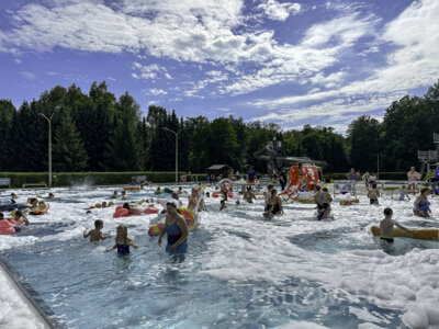 Foto des Albums: Neptun taufte rund 40 neue Untertanen