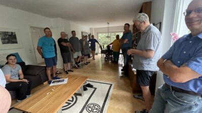 Vorschaubild: Abschied am Sonntag Morgen