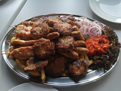 Vorschaubild: Grillteller am Abend in Aschaffenburg