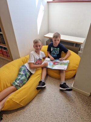 Foto des Albums: Ferienhort - Besuch in der Bibliothek