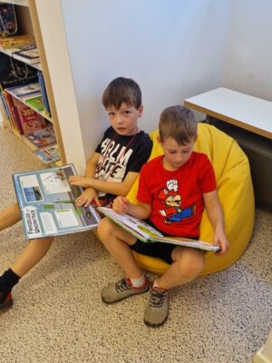 Foto des Albums: Ferienhort - Besuch in der Bibliothek