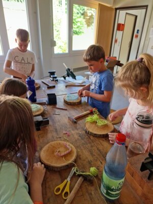 Foto des Albums: Ferienhort -  Holzarbeiten