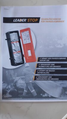 Foto des Albums: Kreisfeuerwehrverband stellt neue Löschdecken vor