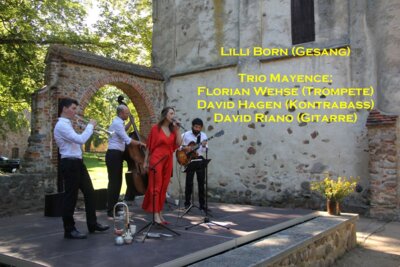 Foto des Albums: Freyensteiner Kultursommer - Swing-Time im Burghof (20.08.2023)