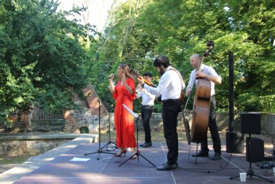 Foto des Albums: Freyensteiner Kultursommer - Swing-Time im Burghof (20.08.2023)