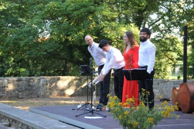 Foto des Albums: Freyensteiner Kultursommer - Swing-Time im Burghof (20.08.2023)