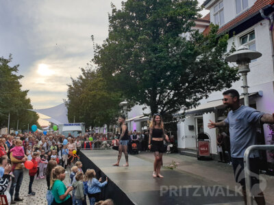 Foto des Albums: Herbstleuchten 2023 - die Stadt war voller Menschen
