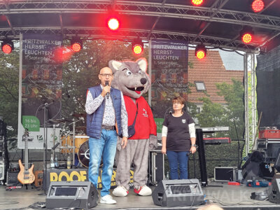 Foto des Albums: Herbstleuchten 2023 - die Stadt war voller Menschen