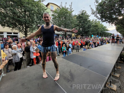 Foto des Albums: Herbstleuchten 2023 - die Stadt war voller Menschen