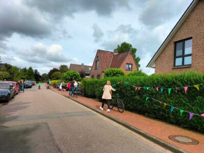 Foto des Albums: 4. Jedermann-Dorfflohmarkt in Seester (03.09.2023)