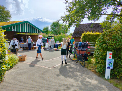 Foto des Albums: 4. Jedermann-Dorfflohmarkt in Seester (03.09.2023)