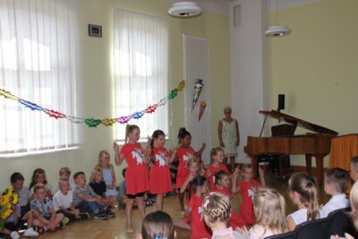 Programm (9)  (Bild vergr&ouml;&szlig;ern)