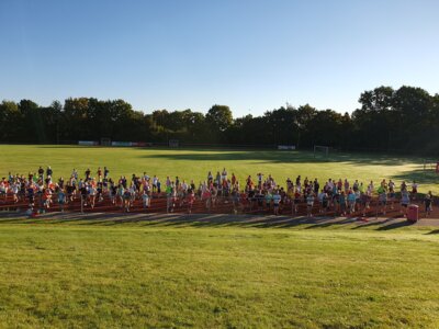 Foto des Albums: RUN HEALTHY Spendenlauf auf dem Sportplatz des TSV Kirchdorf (HAG)... (08. 09. 2023)