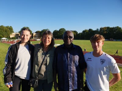 Foto des Albums: RUN HEALTHY Spendenlauf auf dem Sportplatz des TSV Kirchdorf (HAG)... (08. 09. 2023)