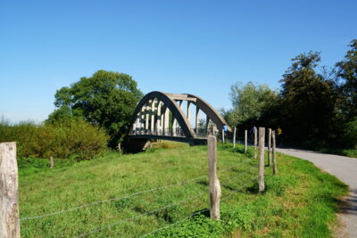 Lohnder Leinebr&uuml;cke  (Bild vergr&ouml;&szlig;ern)