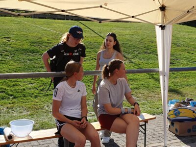 Foto des Albums: RUN HEALTHY Spendenlauf auf dem Sportplatz des TSV Kirchdorf (TSV) ... (08. 09. 2023)