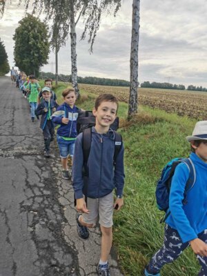 Foto des Albums: Wandertag Klasse 2 Ziegenstall