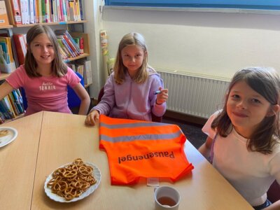 Foto des Albums: Die Pausenengel an der Hartfeldschule im ersten Schulhalbjahr