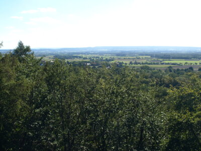 Blick auf die B&uuml;ckeberge  (Bild vergr&ouml;&szlig;ern)