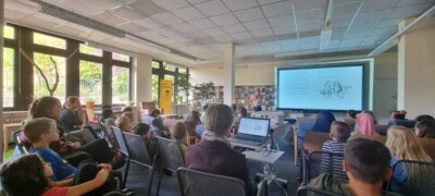 Foto des Albums: Lesung in der Stadtbücherei mit den 2. Klassen