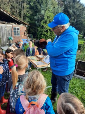 Foto des Albums: Kl. 1 bis 4 besuchen das Loyermoor