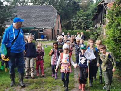 Foto des Albums: Kl. 1 bis 4 besuchen das Loyermoor
