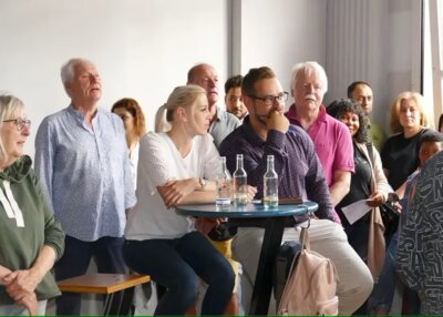 Flashmob Bild 3 Quelle: SN (Vera Skamira)  (Bild vergr&ouml;&szlig;ern)