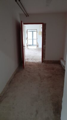 Durchgang zum Ausgang 