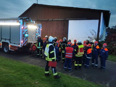 Foto des Albums: Abschlussübung mit der Jugendfeuerwehr