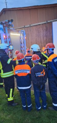 Foto des Albums: Abschlussübung mit der Jugendfeuerwehr