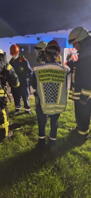 Foto des Albums: Abschlussübung mit der Jugendfeuerwehr