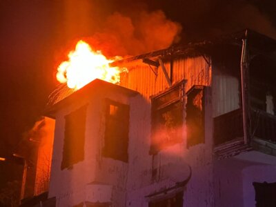 Foto des Albums: Brand Romkerhall