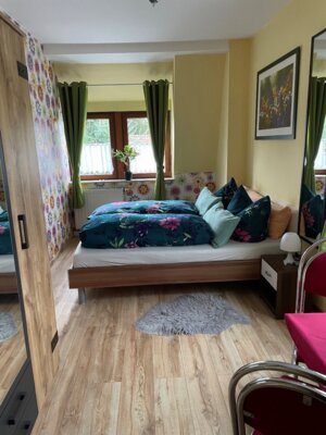 Schlafzimmer 2 