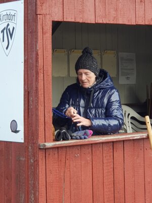 Foto des Albums: Arbeitseinsatz Pflege der Sportanlage des TSV Kirchdorf ... (04. 11. 2023)