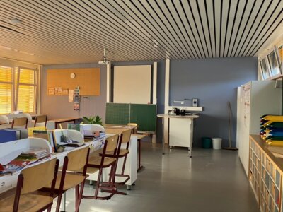 Foto des Albums: Frisch gestrichene Klassenzimmer