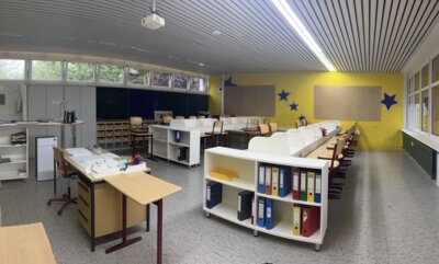 Foto des Albums: Frisch gestrichene Klassenzimmer