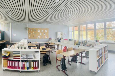 Foto des Albums: Frisch gestrichene Klassenzimmer