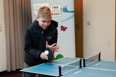Aktivit&auml;t gab es auch an den Mini-Tischtennisplatten  (Bild vergr&ouml;&szlig;ern)