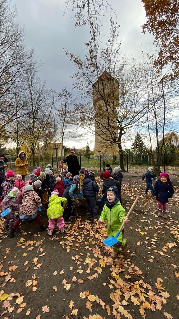 Bild: Baumpflanzung 2