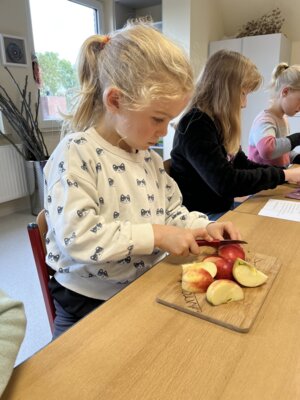 Foto des Albums: Erntedankfest Projekttag Apfel