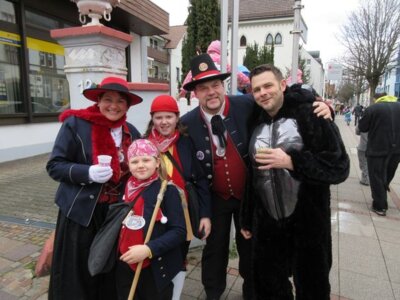 Foto des Albums: Umzug Buehl