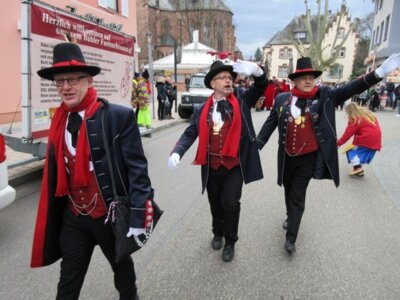 Foto des Albums: Umzug Buehl