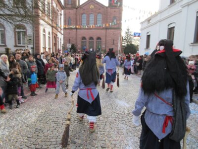 Foto des Albums: Umzug Lahr