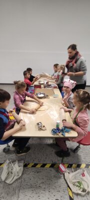 Foto des Albums: Plätzchen backen 2a