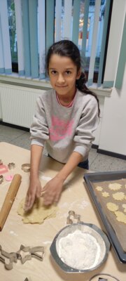 Foto des Albums: Plätzchen backen 2a