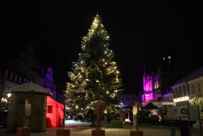 Foto des Albums: Kyritz leuchtete zu Lichterfest und Weihnachtszauber-Markt (02.12.2023)